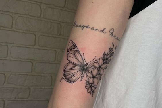 tatuaj fluture