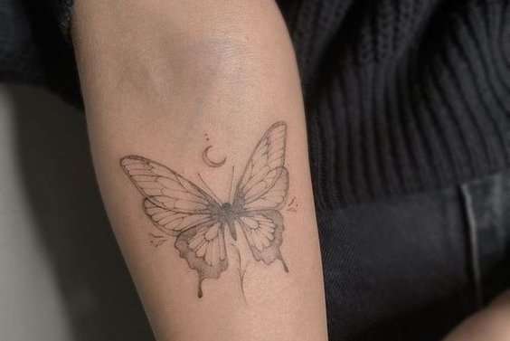 tatuaj fluture