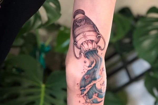 tatuaj zodia vărsător