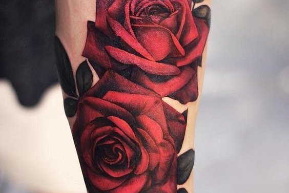 tatuaje cu flori
