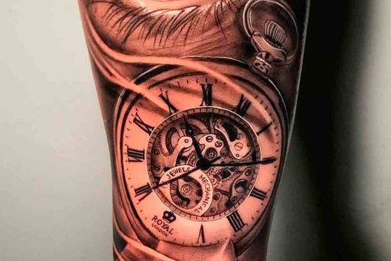 tatuaj cu ceas