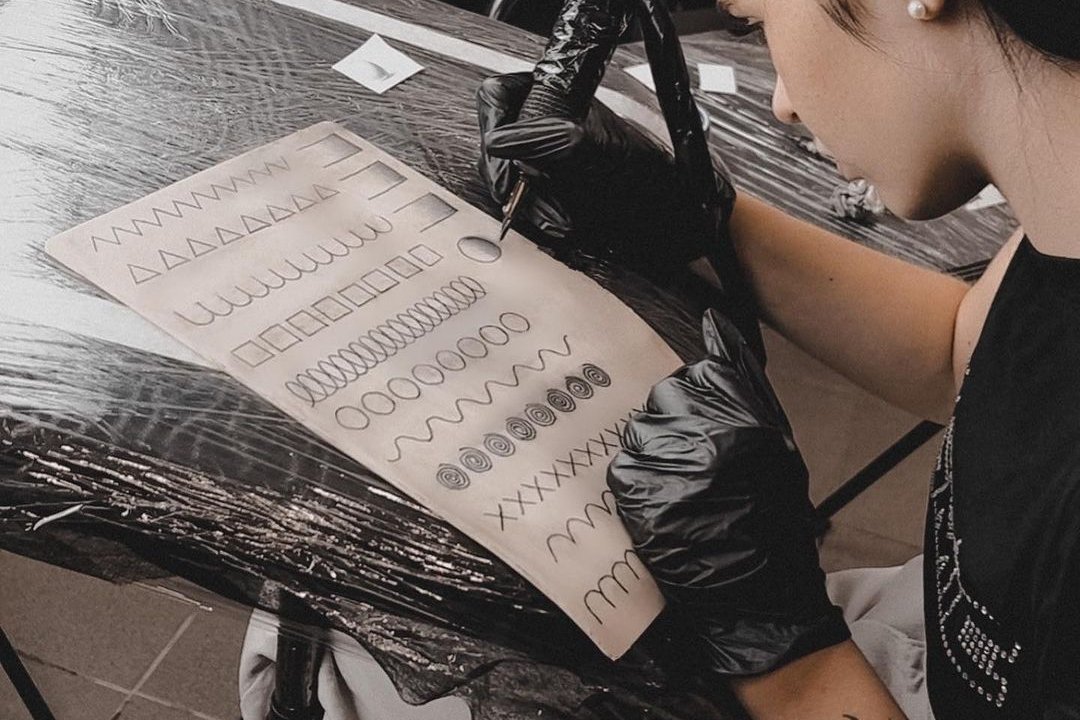 Training de tatuaje în România