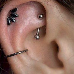 Piercingul cartilajului urechii