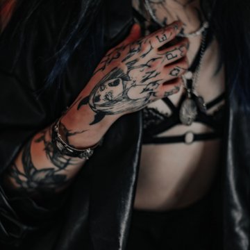 Cum să alegi un salon de tatuaje