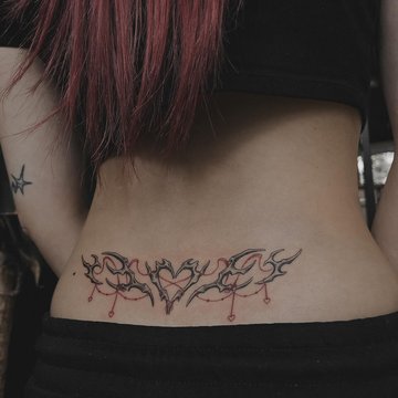 Tatuajele feminine pe spate