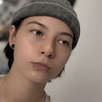 Piercingul buzelor
