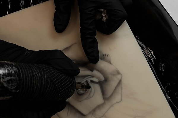 Training de tatuaje în România