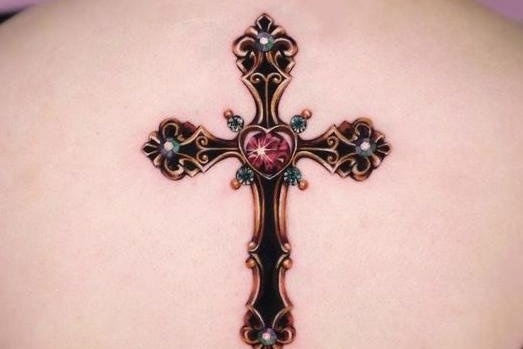 tatuaj cu cruce