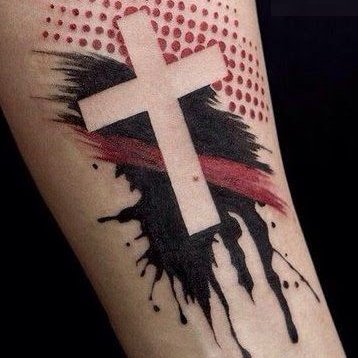 tatuaj cu cruce