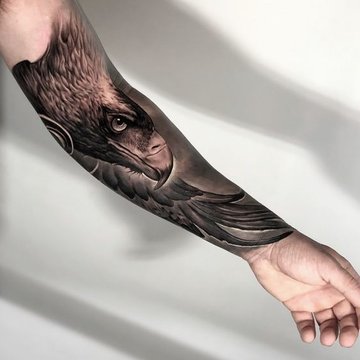 tatuaj cu vultur