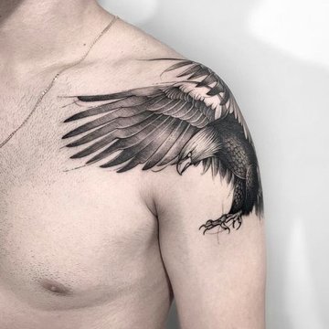 tatuaj cu vultur