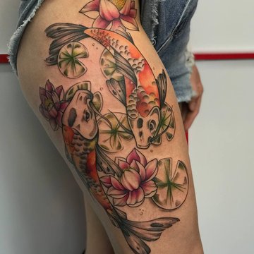 tatuaje pe coapsă