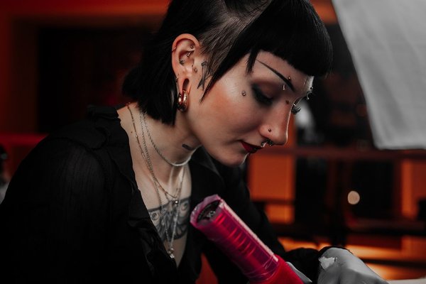 Angajare Tatuator la VEAN