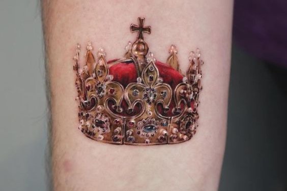 tatuaj coroană