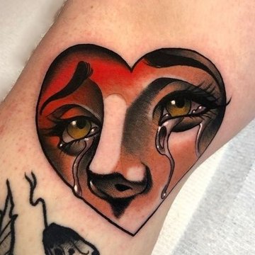 tatuaj inimă