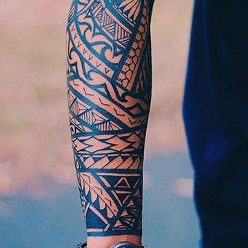 tatuaje masculine pe mâini