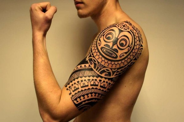 tatuaj tribal