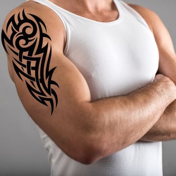 tatuaj tribal