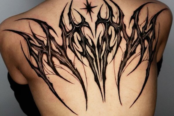 tatuaj tribal