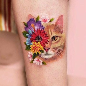 tatuaje cu flori