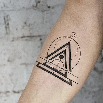 Tatuaje geometrice