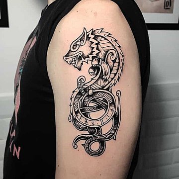lupul dacic tatuaj