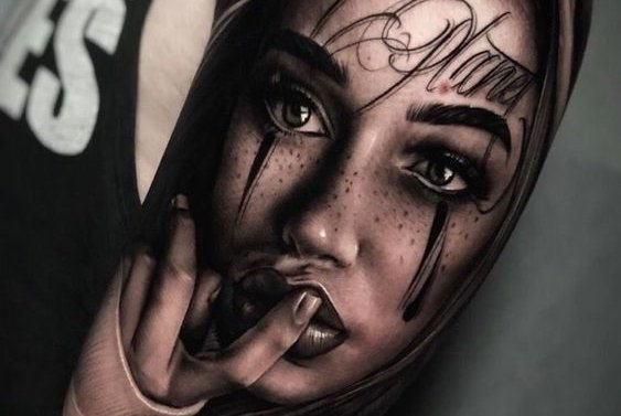 tatuaj dama