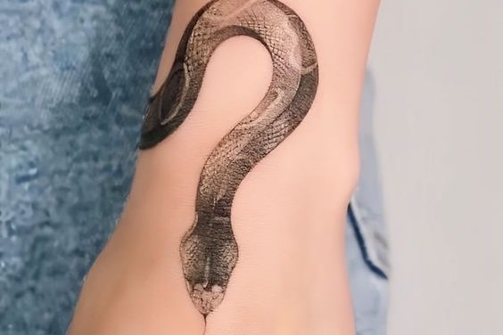 tatuaj cu șarpe
